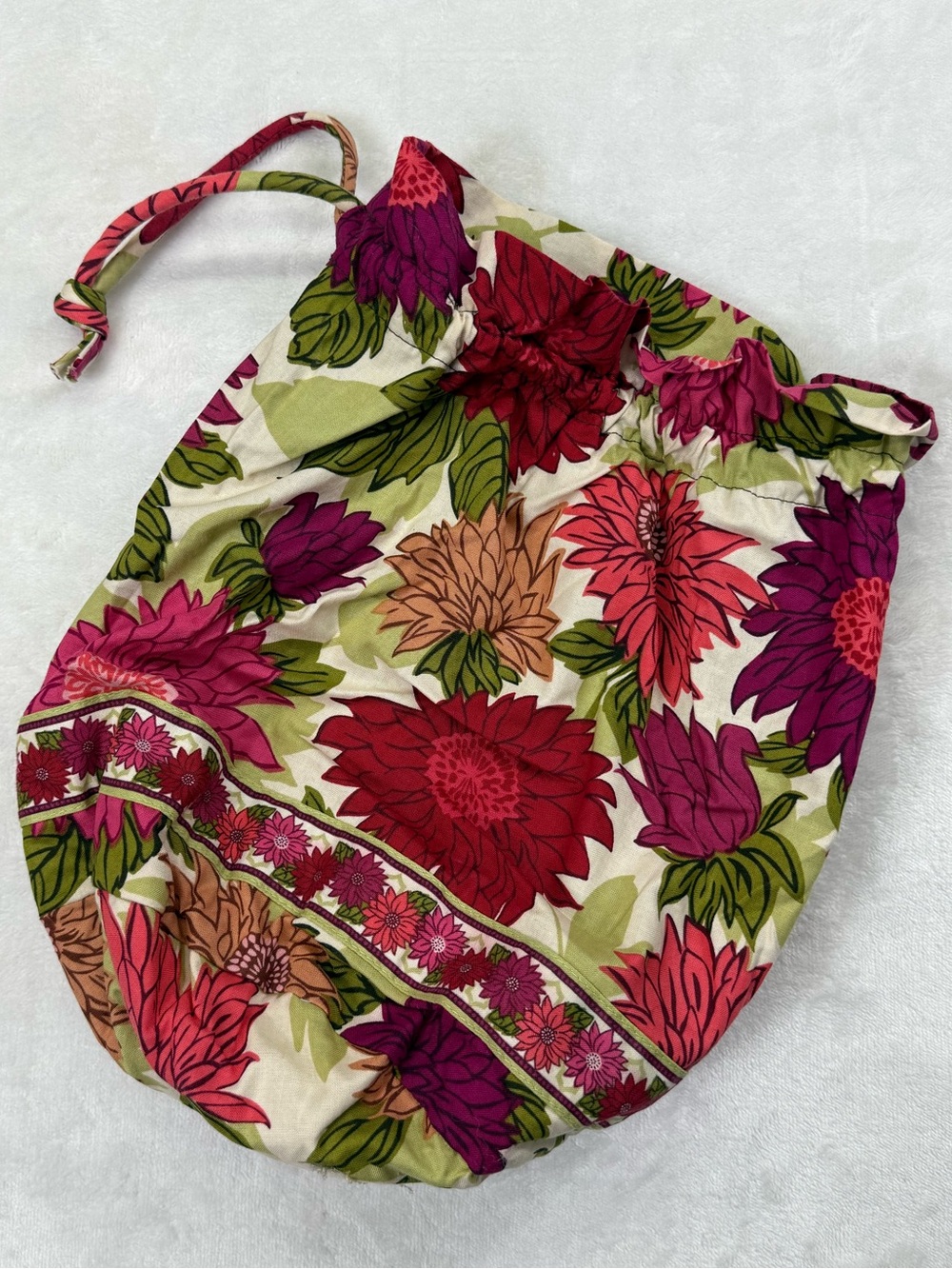 Vera Bradley Hello Dahlia Wet Bag
